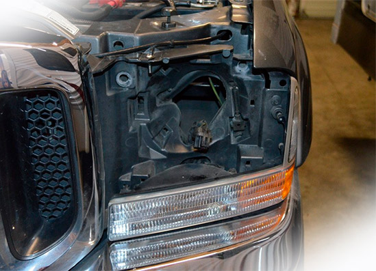 How To Remove Headlight On Ford Super Duty 8195