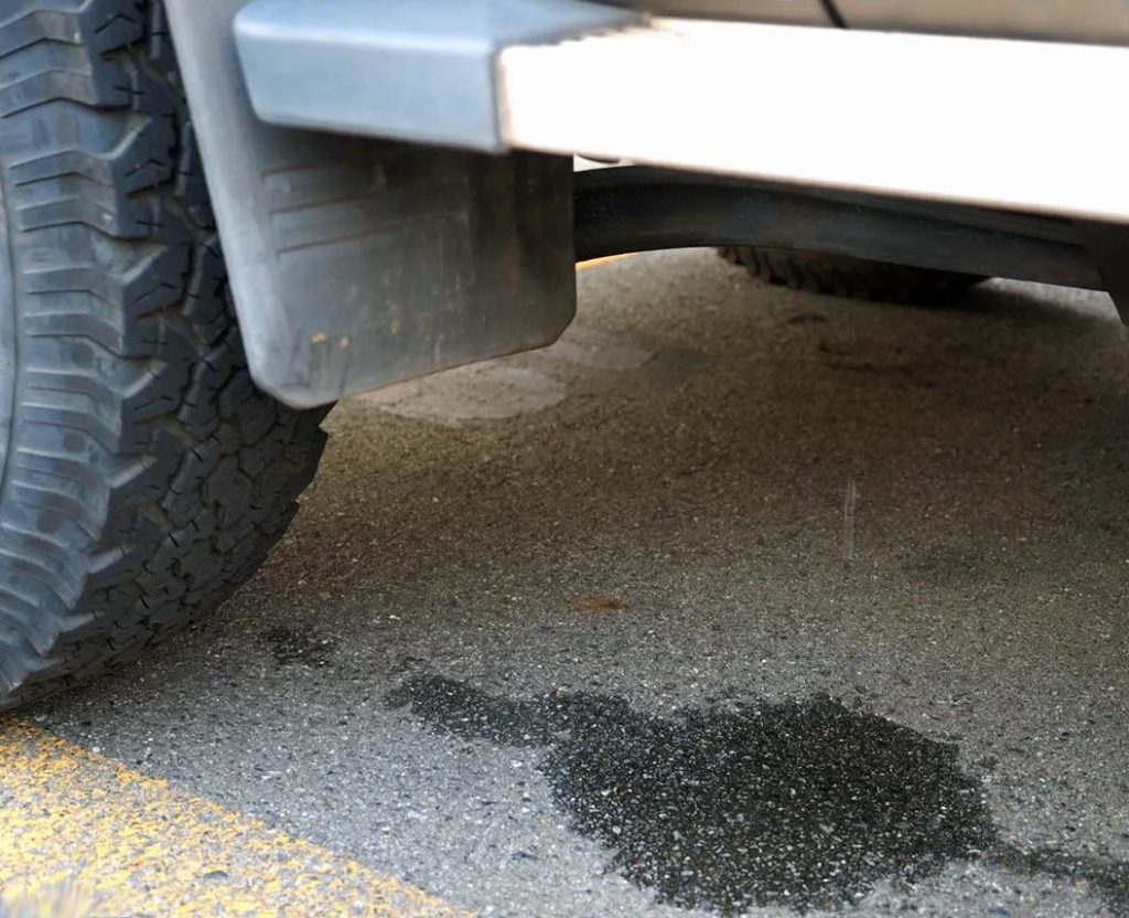 what-does-it-mean-when-yellow-liquid-leaking-from-car-jeepzine